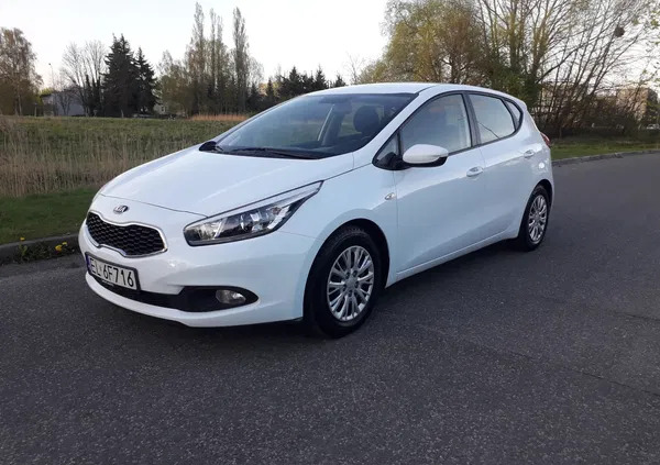 kia Kia Ceed cena 37700 przebieg: 112000, rok produkcji 2015 z Łódź